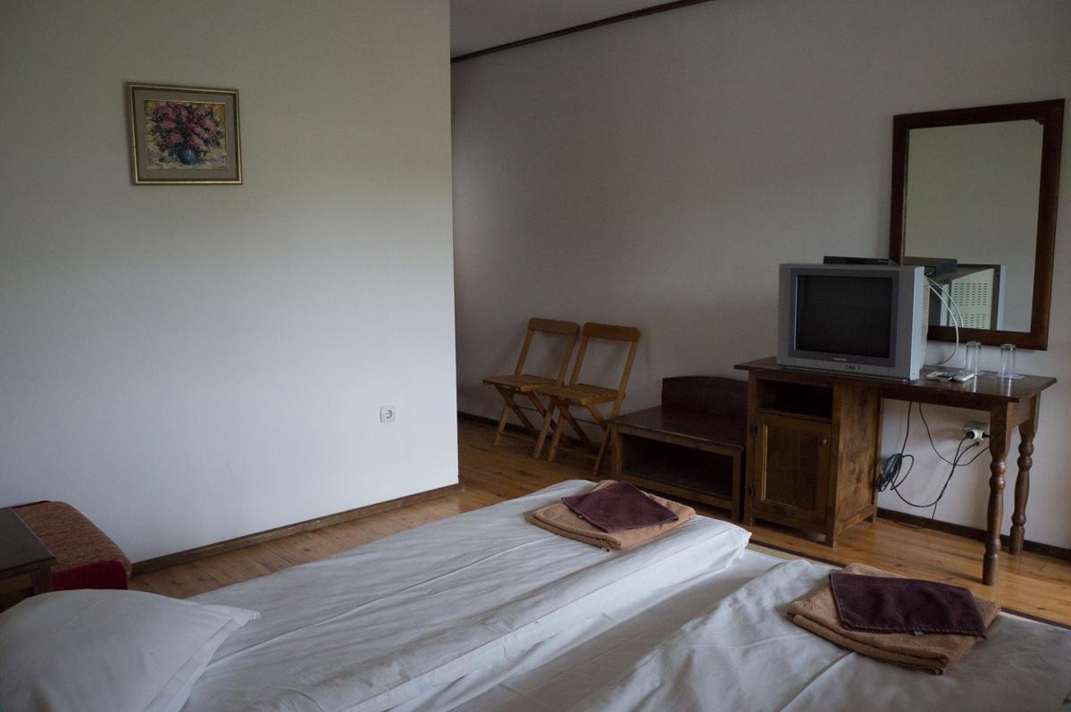 Complex Barite Hotel Chernevo Buitenkant foto